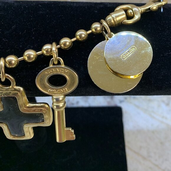 Coach Charm Bracelet Chunky VTG Gold Tone 7 1/2" - Picture 10 of 13
